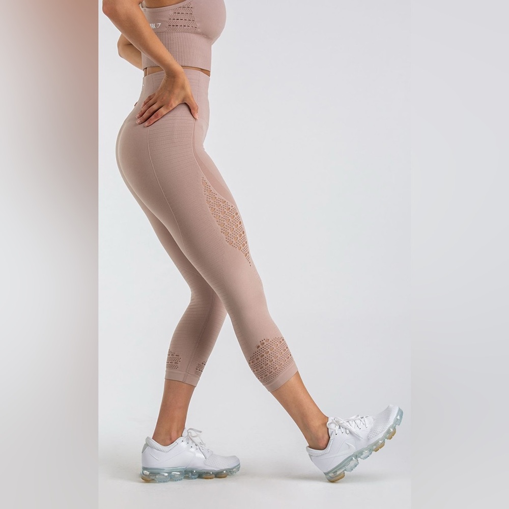 GYMSHARK energy leggings, 10 women’s size 4 no size tag no material tag
